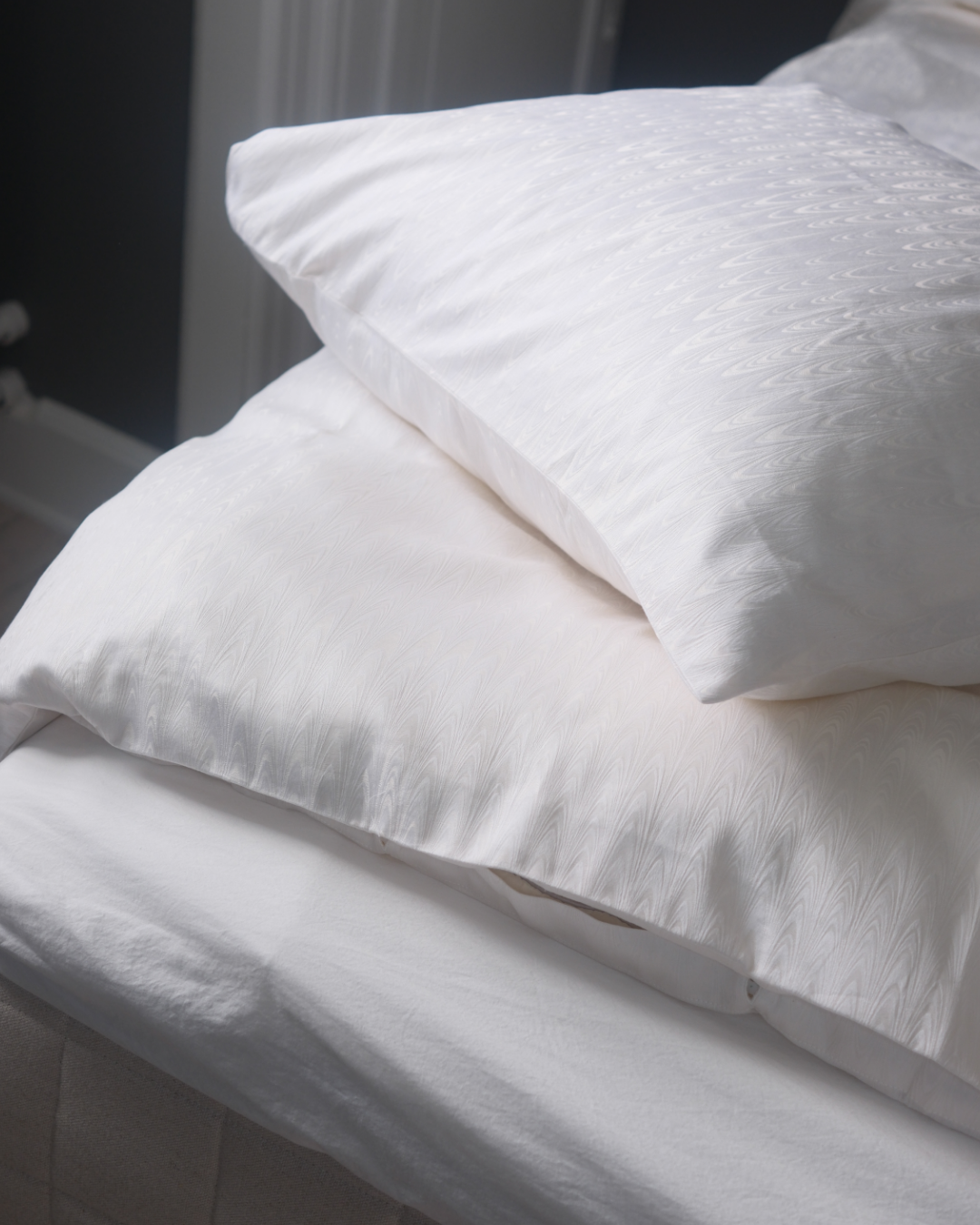 Florence peacock duvet cover in ivory cotton — SALME luxury bedding