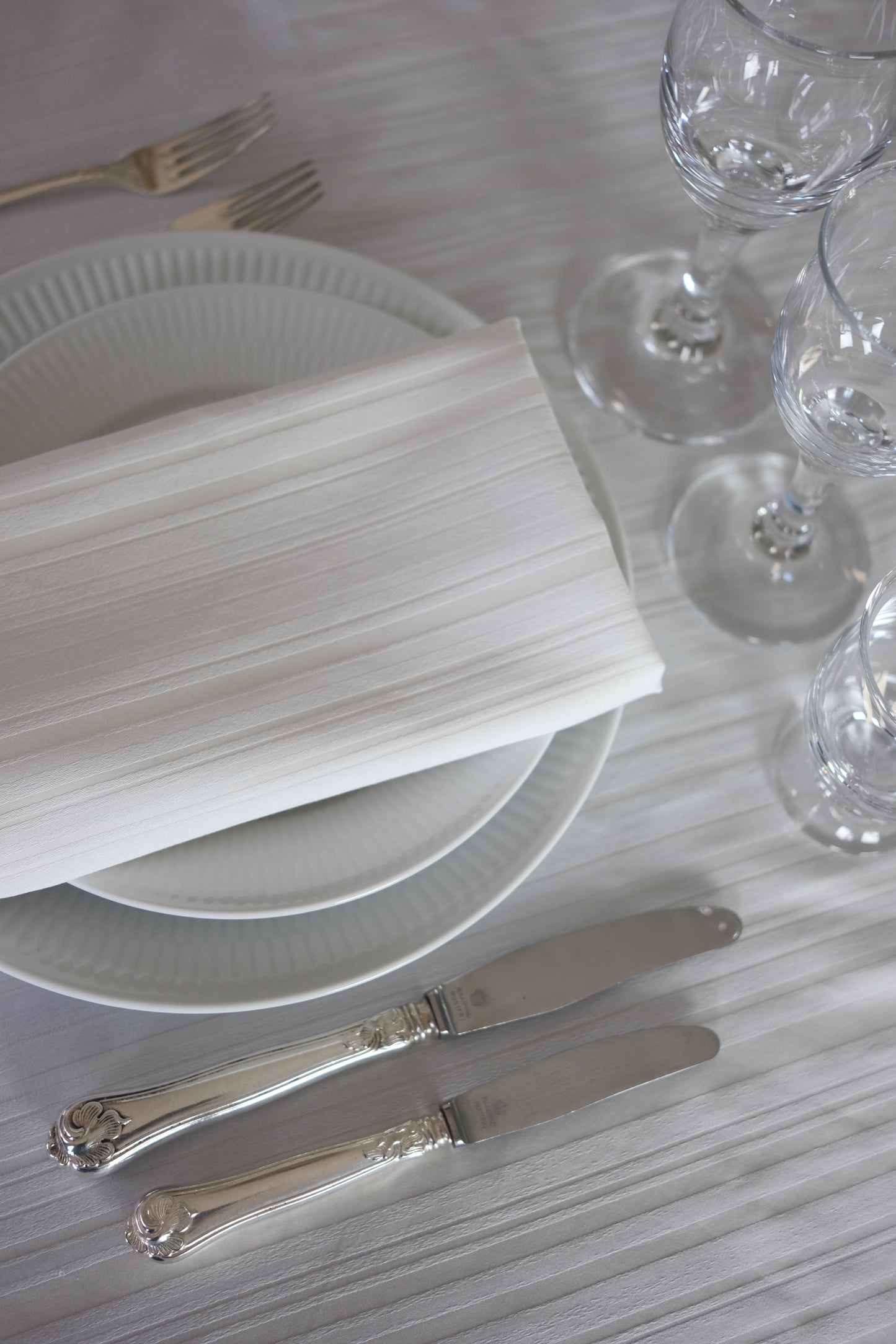 Ensemble Tablecloth