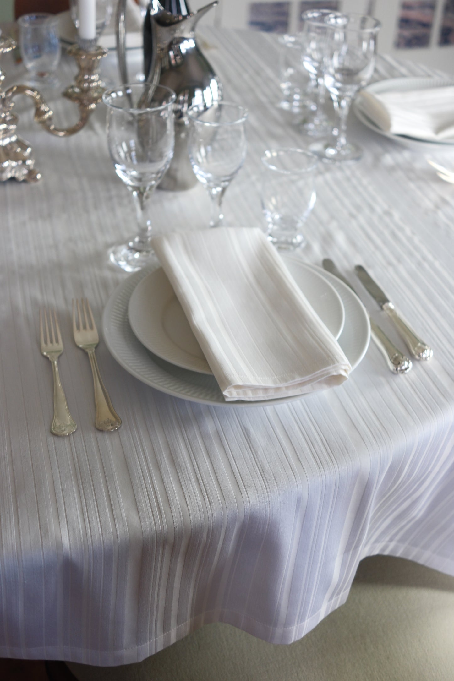 Ensemble Tablecloth