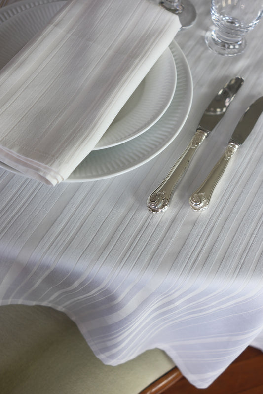 Ensemble Tablecloth