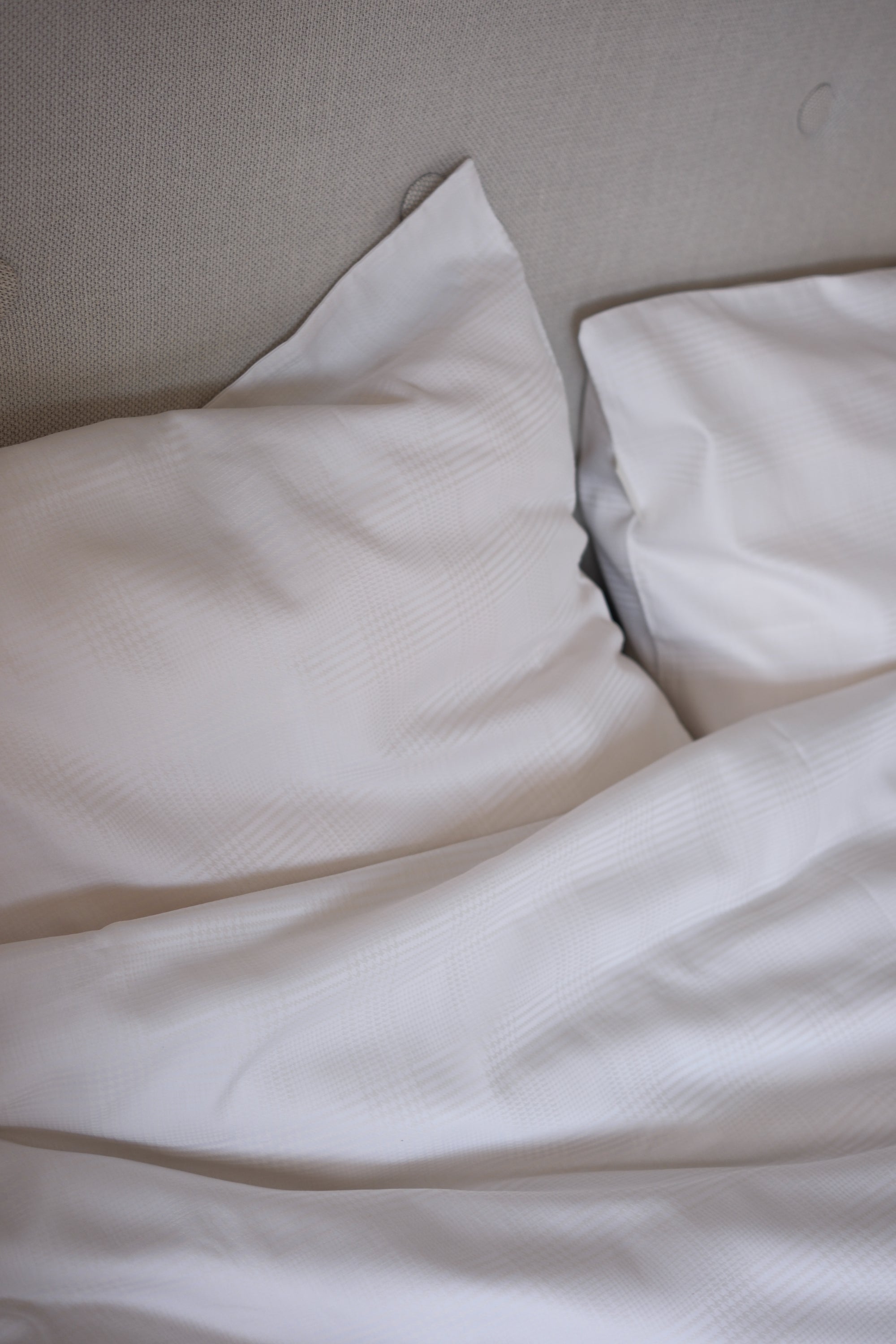 Chess Prince of Wales check pillowcase in ivory cotton — SALME bedding